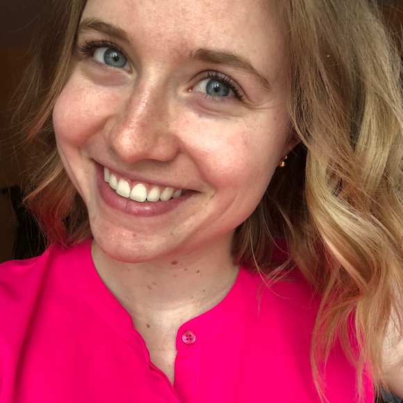 Meet your Posher, Krystal - Picture 3 of 4